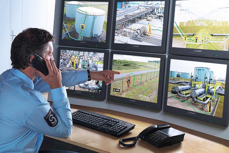 Монтаж системы видеонаблюдения Монтаж системы видеонаблюдения